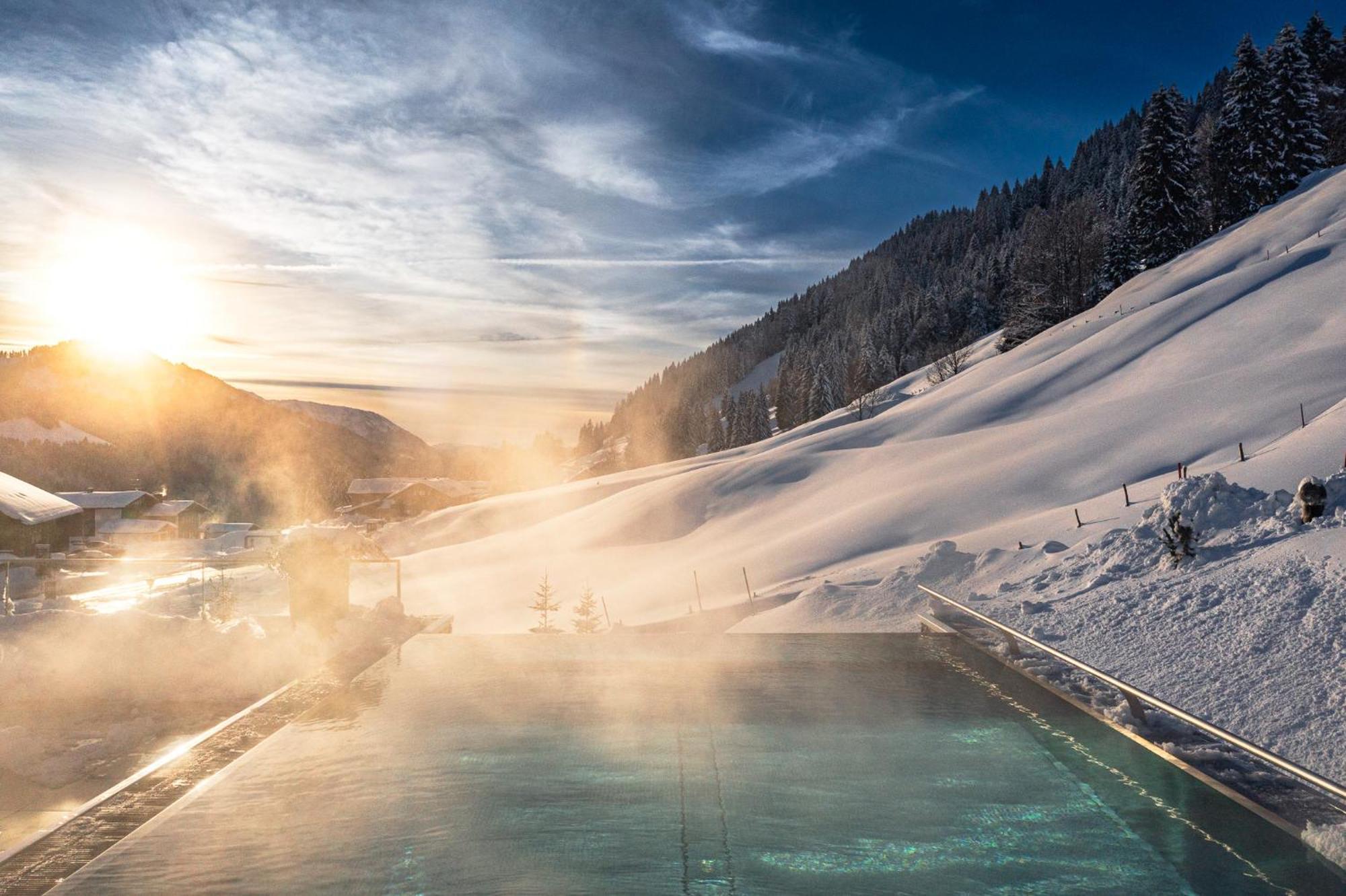 Torghele'S Wald & Fluh Hotel Балдершванг Екстериор снимка